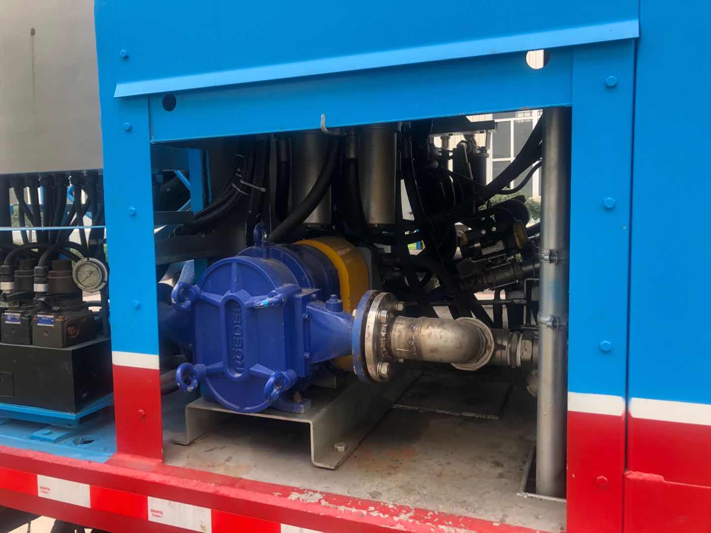 轉子泵用于礦場液態硝酸高壓輸送 轉子泵用于礦場液態硝酸高壓輸送